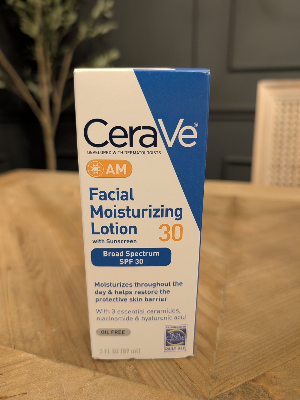 CeraVe Facial Moisturizing Lotion SPF 30